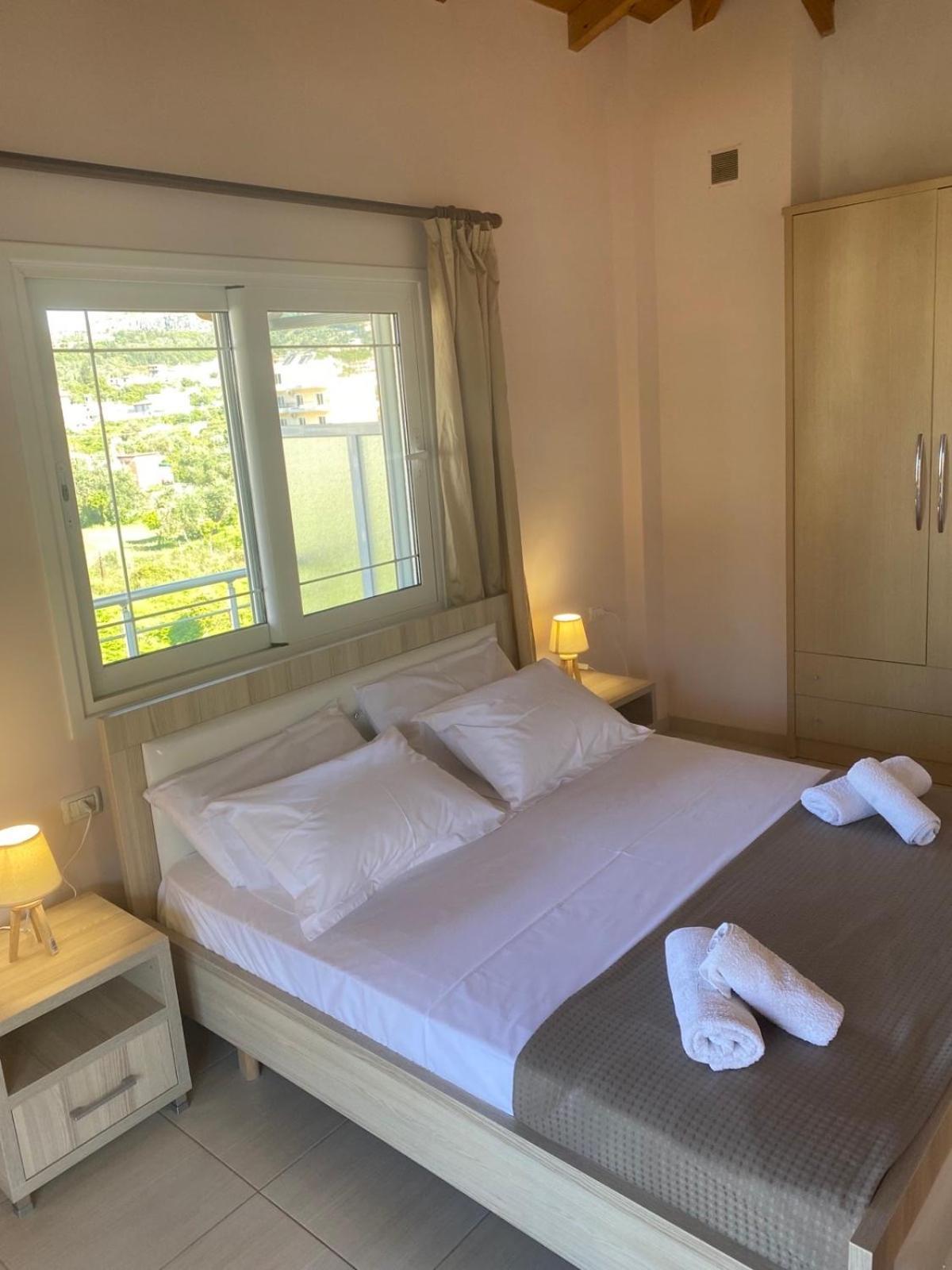 Ilias Family Rooms Himarë Exterior foto