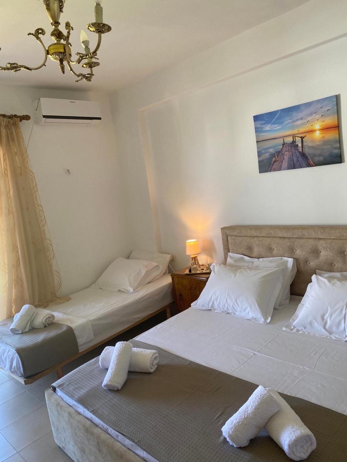 Ilias Family Rooms Himarë Exterior foto